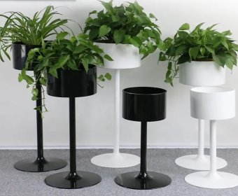 Handmade Nordic Outdoor Black Metal Flower Planter Pot For Garden3